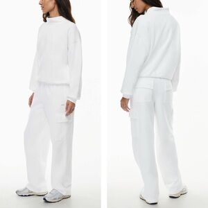 TNA Aritzia Woman White Cozy Sweatfleece Mega Cargo Pants XS Casual Athleisure